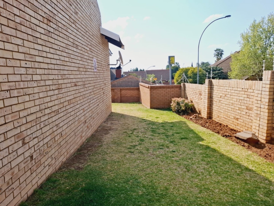 2 Bedroom Property for Sale in Pentagon Park Free State